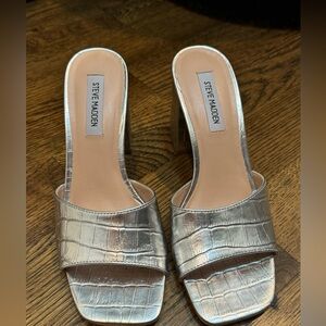 Steve Madden silver heel 8.5 never worn